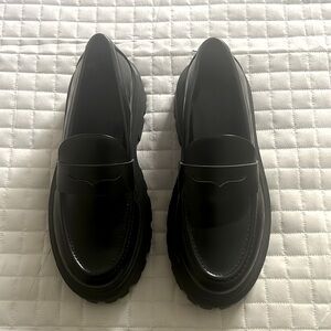 H&M Black Chunky Loafers – Size 39, Never Worn, Too Big